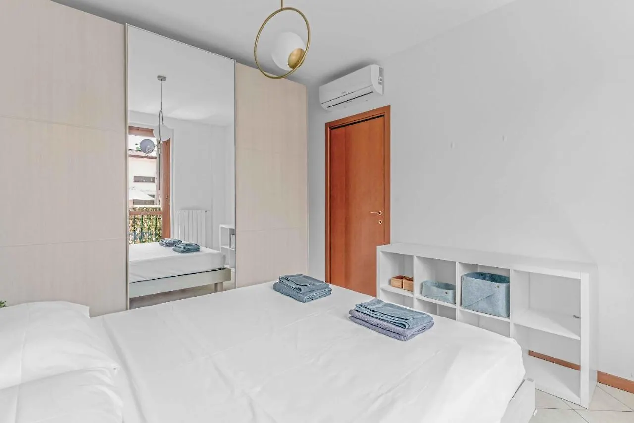 Its Home - Prandina 28 Milan Italy